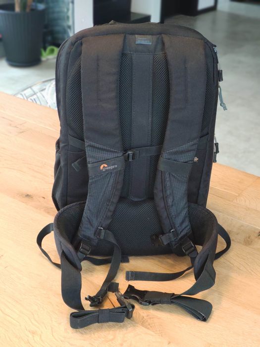 Plecak fotograficzny Lowepro Fastpack BP 250 AW II