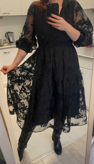 Reserved czarna tiulowa balowa sukienka na wesele na sylwestra