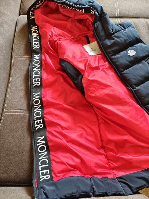Жилетка Moncler оригинал
