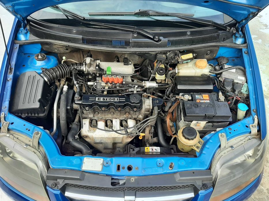 Шевроле Авео Продам