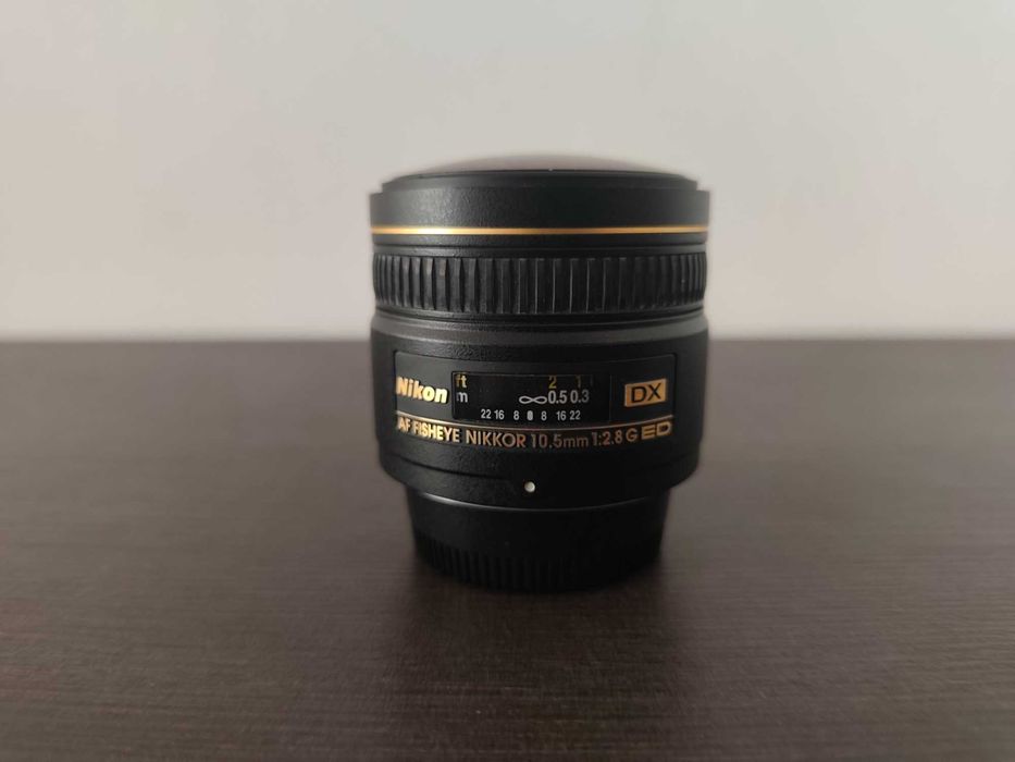 Nikon AF 10.5mm f2.8G ED DX