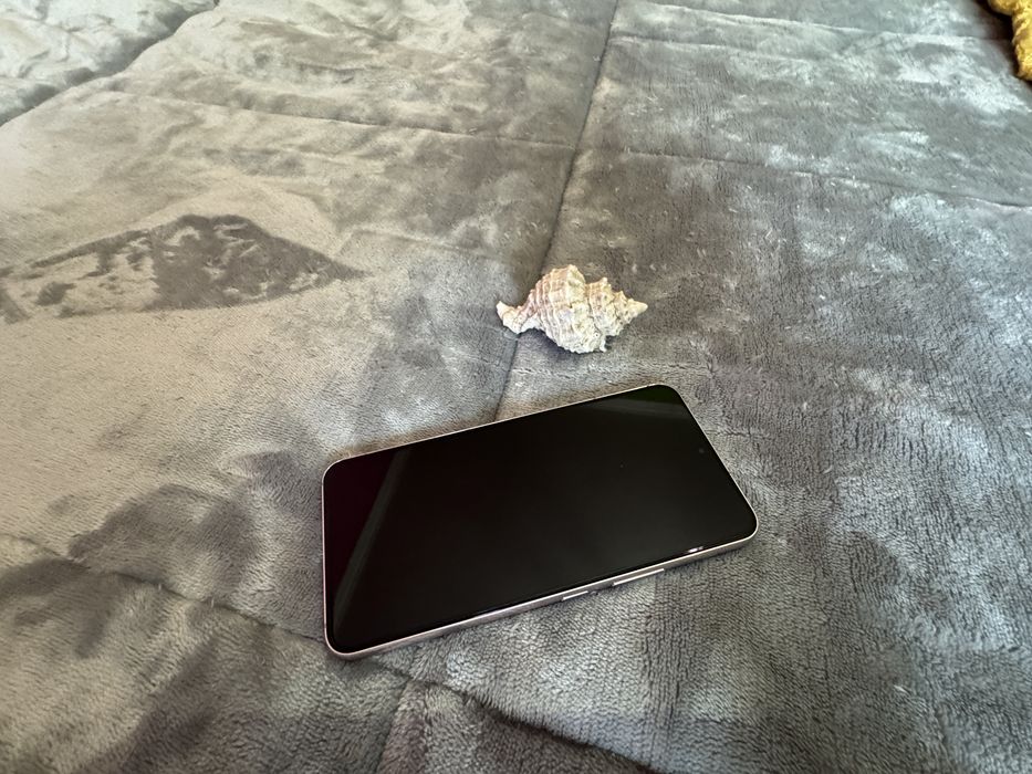 Samsung S22 Pink Gold