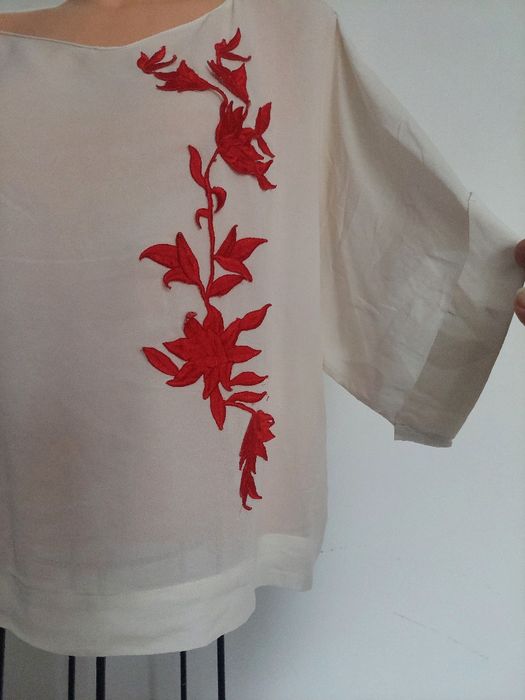 Biała bluzeczka overside Zara