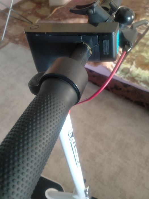 Продам електросамокат Crosser E9