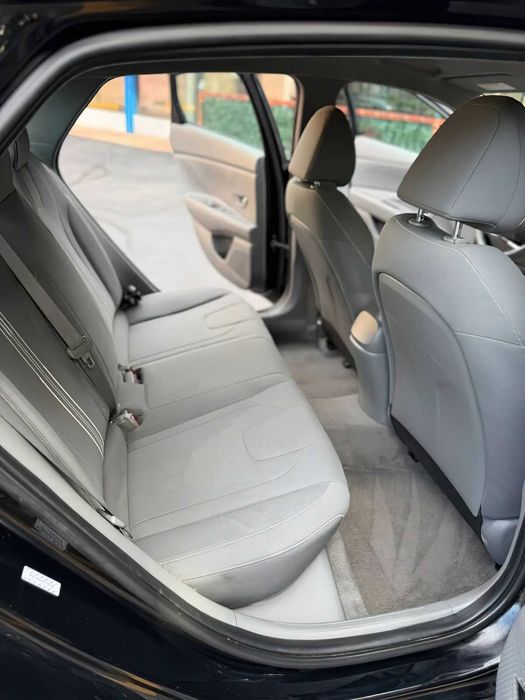 Hyundai Elantra      2022