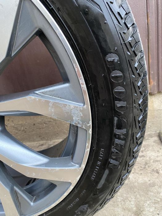 Резина зима Колеса  шини 245/45/18 зима