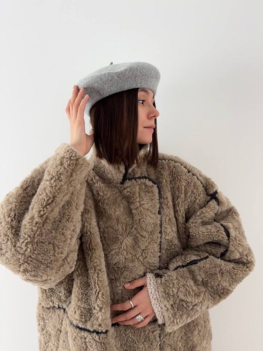 сірий берет Monki