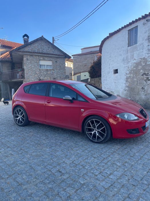 Seat Leon 1P 2.0 TDI 140cv | Look FR | Jantes 18 | Suspensão Koni