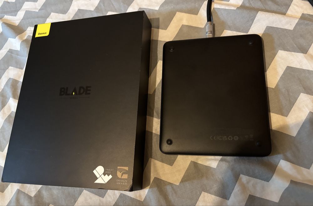 Продам павербанк Baseus Blade 20000mAh 100W HD Edition Black