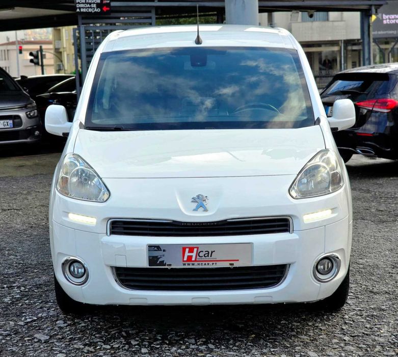 PEUGEOT PARTNER L1 1.6HDI 90CV "3 LUGARES" "IVA DEDUTÍVEL"