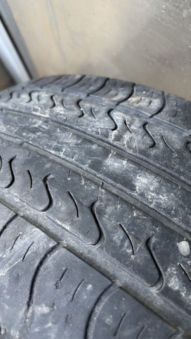 Продаю 2 шини , r16 Бу