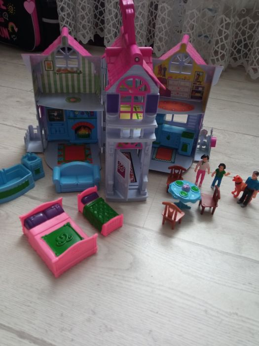 Будинок для ляльок