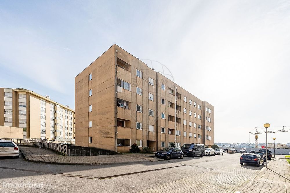 Apartamento T2 para venda — Vila Nova De Famalicão E Calendário, Braga