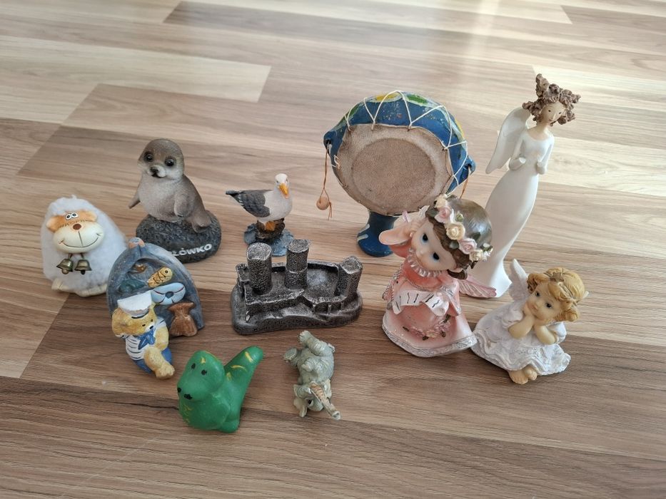 Oddam zestaw figurek ozdób ramka obrazek