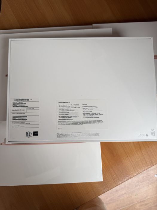 Apple MacBook Air 13” 2020 Gold | i3 | 8GB | 256GB SSD | Новый