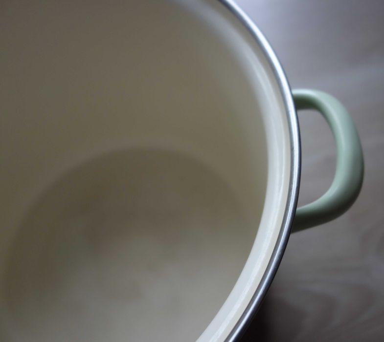 Garnek Riess emaliowany 6l bez pokrywki - jasno zielony