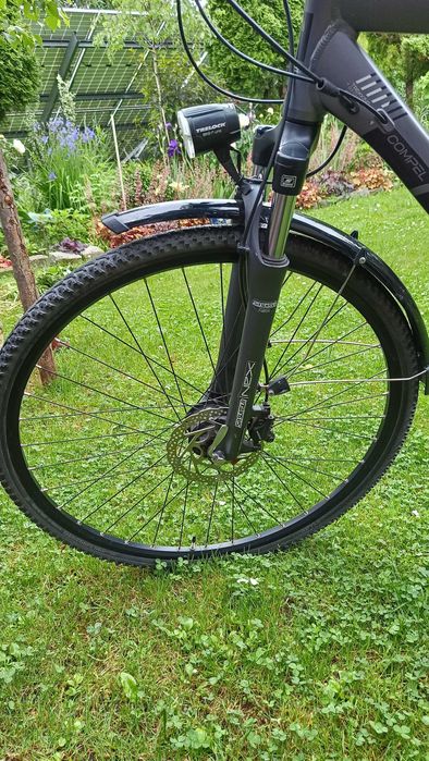 Rower Treking Compel XRC 800