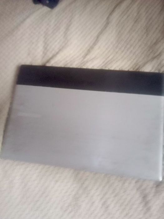 Крышка матрицы для ноутбука Samsung RV511, RV513, RV515, RV520