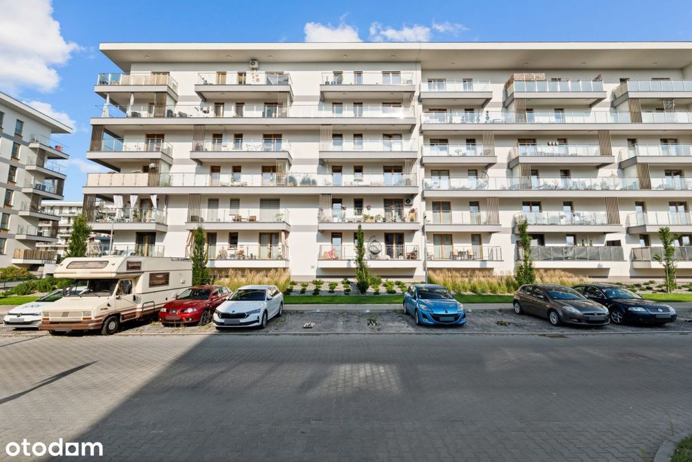 wysoki standard / duży balkon / 3 pokoje