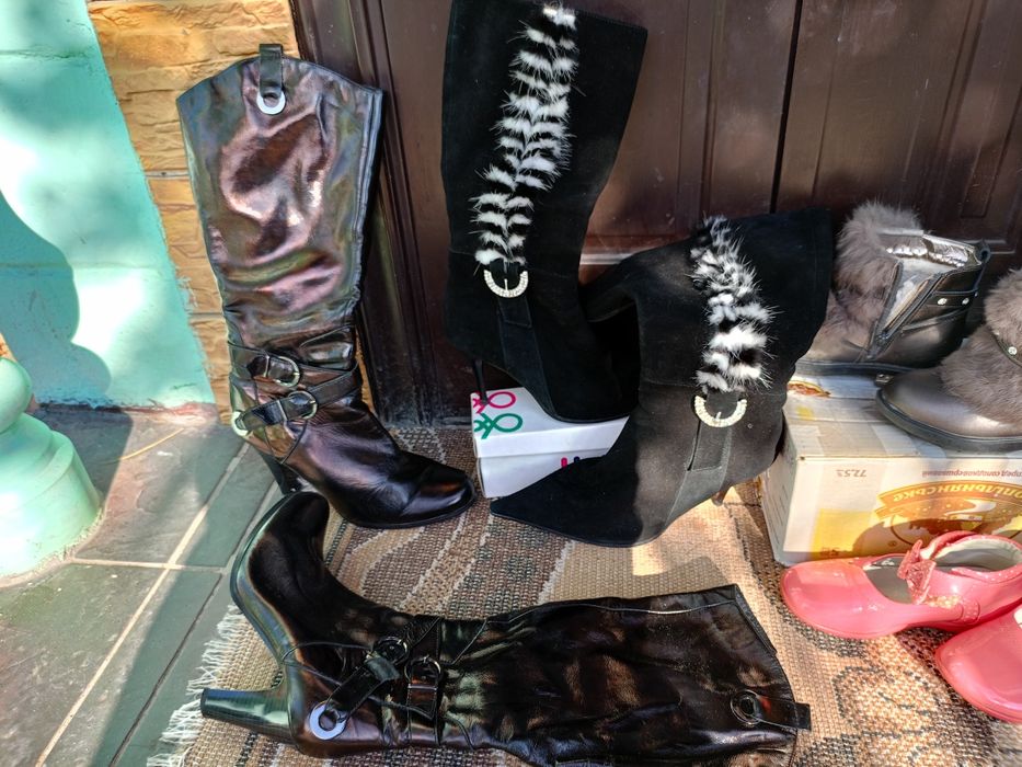 Різне взуття обмін