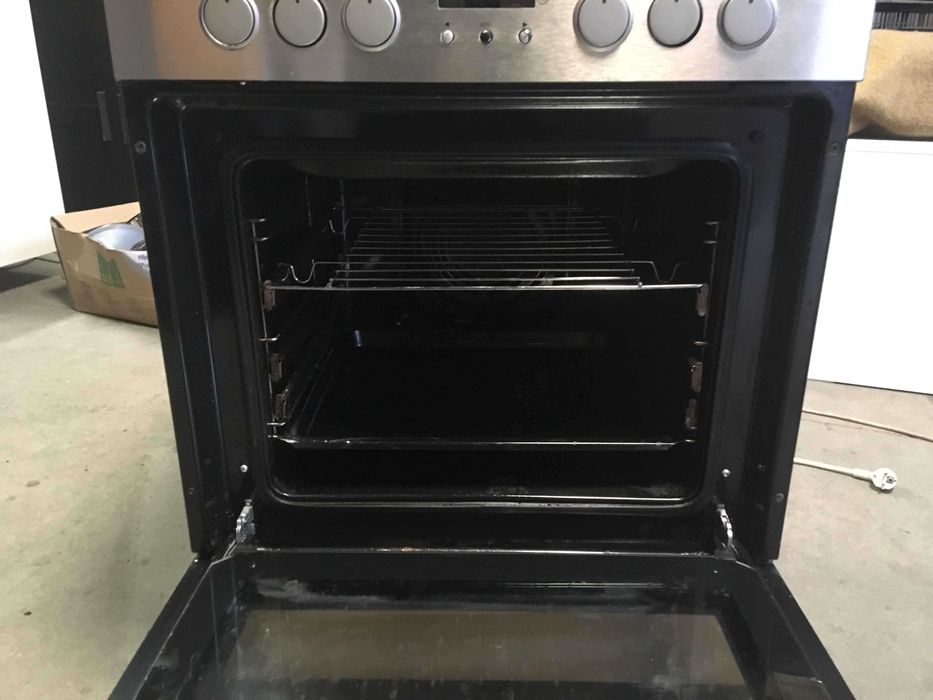 Kuchenka elektryczna Amica srebrna