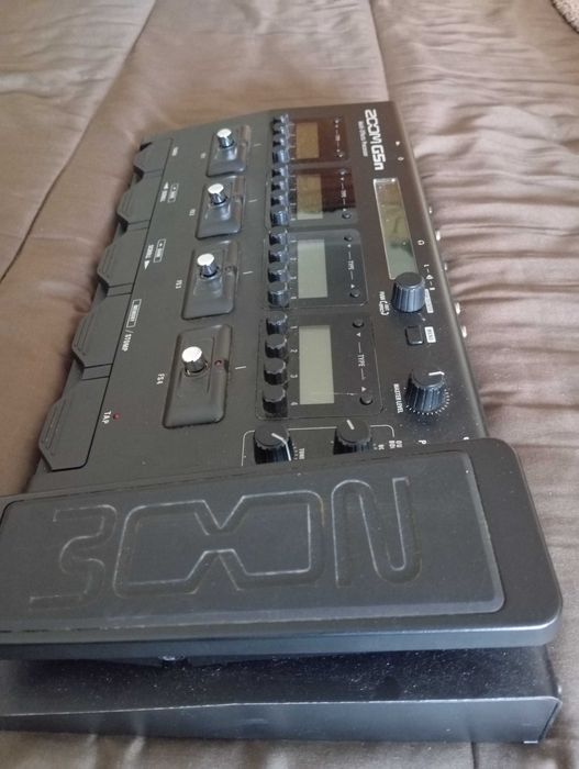 Zoom G5N Processador de Efeitos para Guitarra