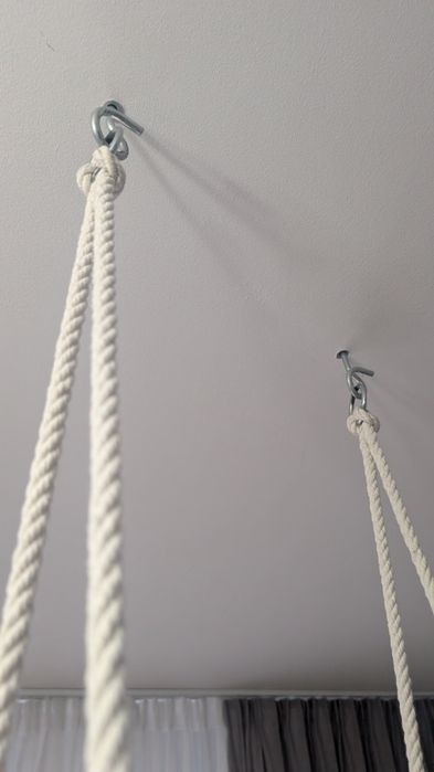 Huśtawka welurowa miś wisząca szara