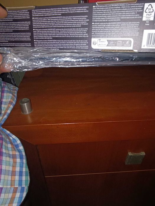 Sapataria com vidro por cima