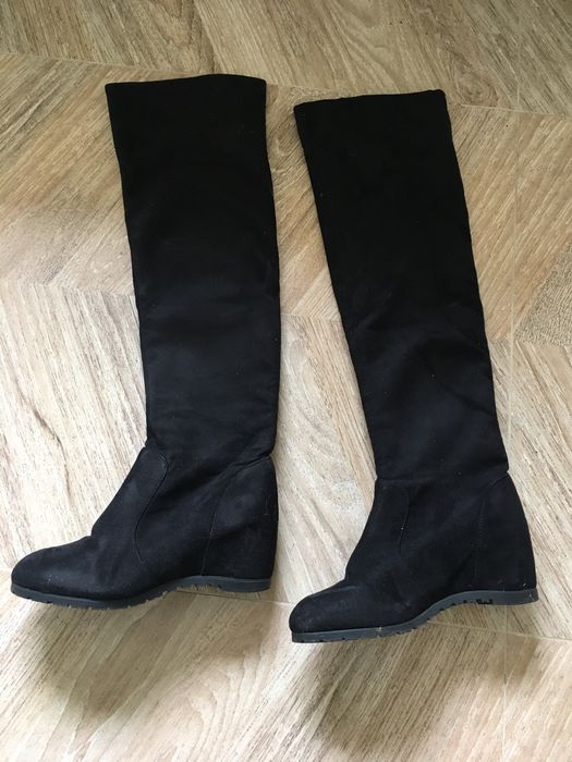 Wysokie czarne kozaki damskie 38