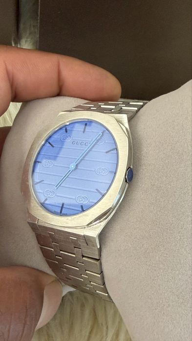 Gucci Zegarek 25H