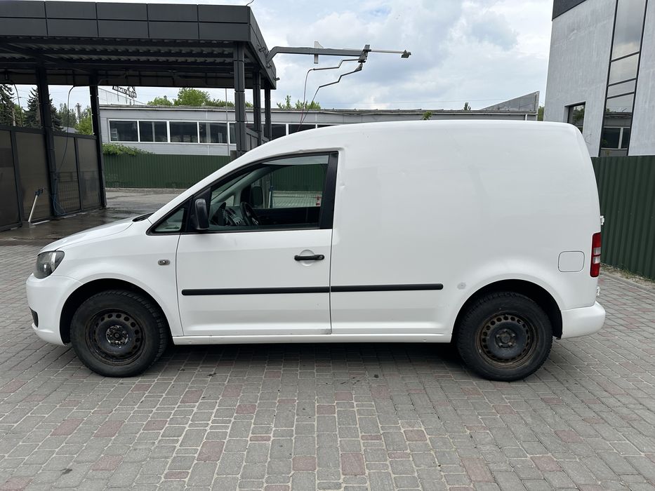Продам Volkswagen Caddy 1.6
