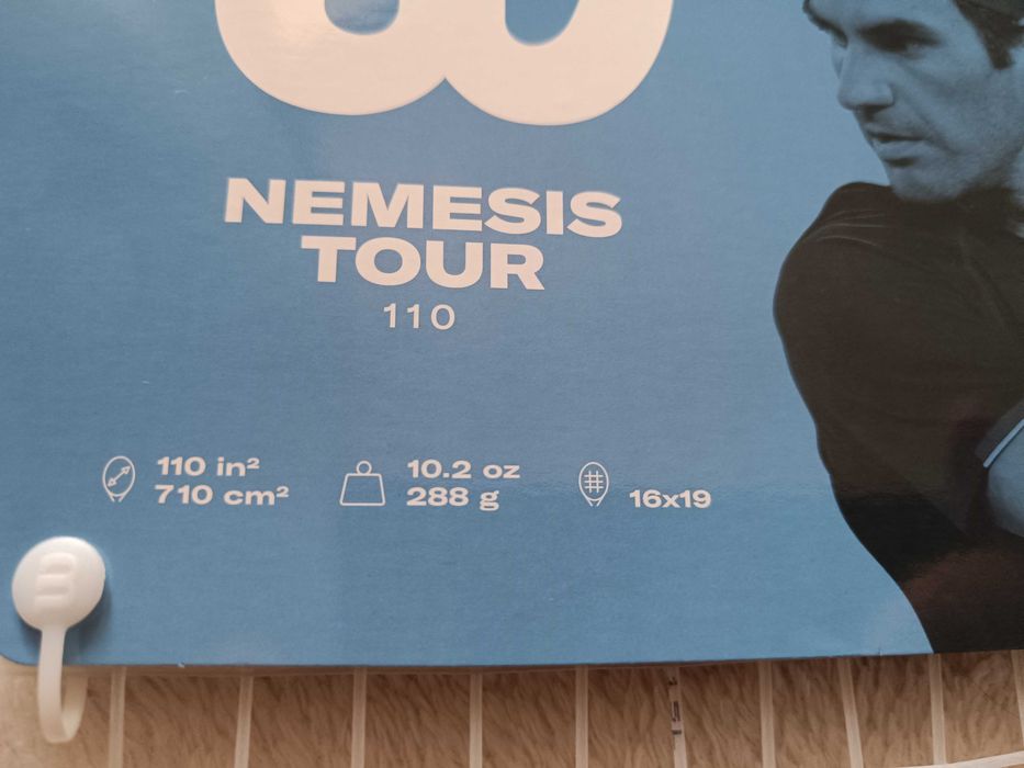 Rakieta Wilson Nemesis Tour 110, kompozyt grafitowy