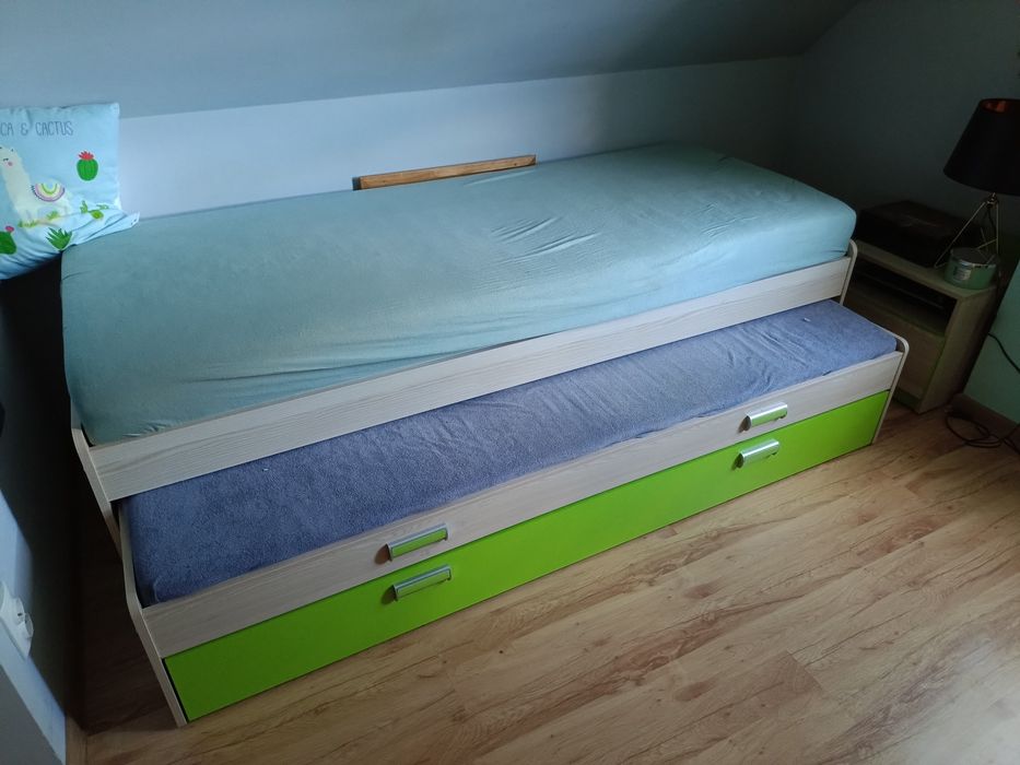 Łóżko młodzieżowe podwójne rozsuwane
