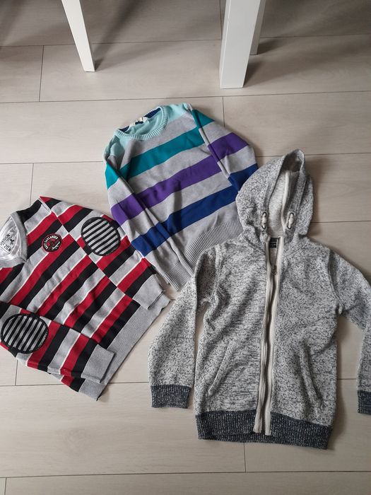 Sweter 122 spodnie hm komplet