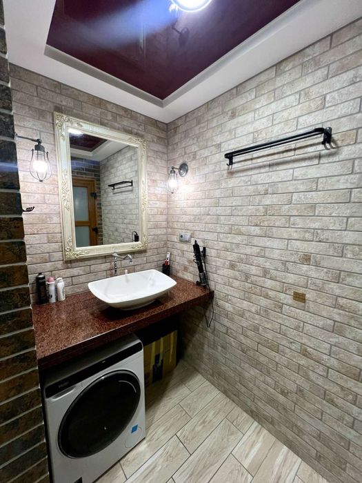 Оренда великої студії в центрі, вул. Смілянська 40