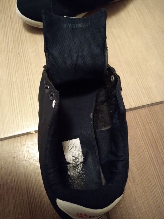 Buty tenisowki granatowe chłopięce 39