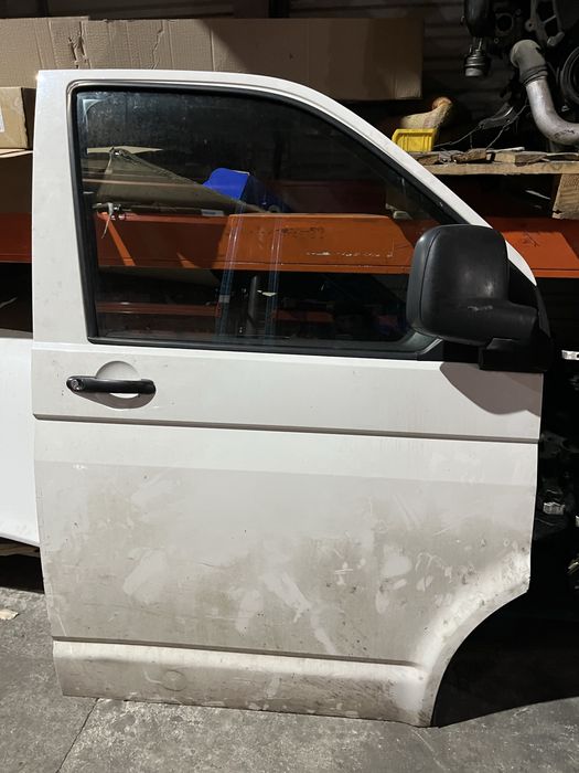 Двері передні праві ліві вольваген т5, vw t5