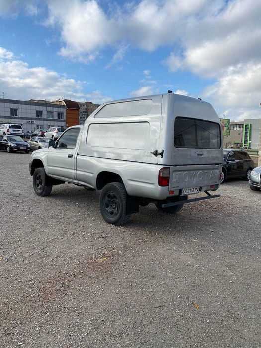 Toyota Hilux Pick Up 2005 рік, 2.8 дизель [Перший внесок від 20%]