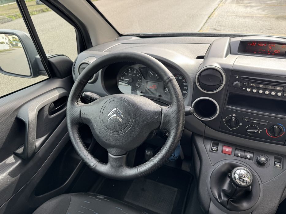 Citroën Berlingo - 1.6 HDi - 3 Lugares - Peugeot Partner