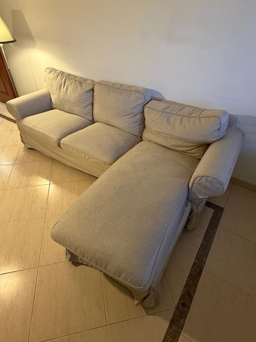 Sofá IKEA EKTORP 3 Lugares com Chaise Longue – Como Novo