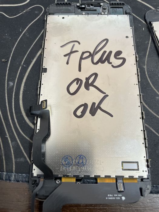 Дисплей iphone УЦІНКА 13 11 7 plus 8 plus битий сенсор працює