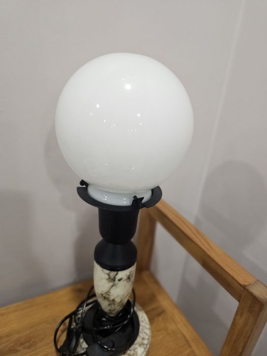 Лампа настольная, мрамор натуральный