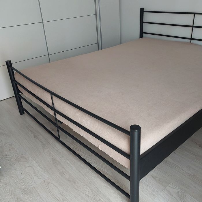 Łóżko małżeńskie 160x200 rezerwacja