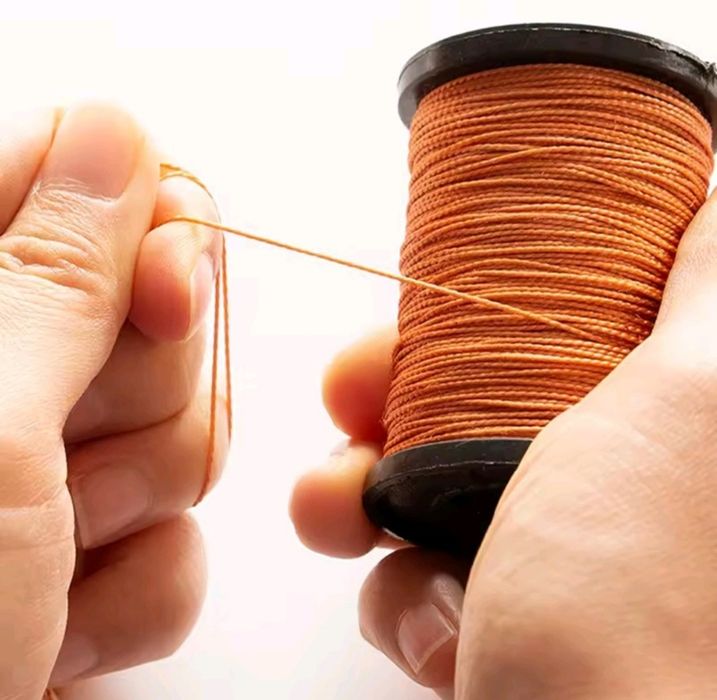 Шило и крючки для рукоделия