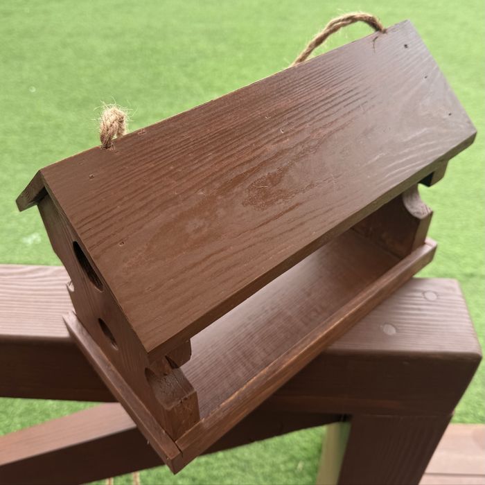 Годівниця для птахів