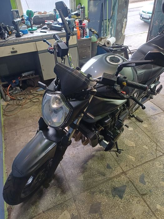 Suzuki bandit 2011