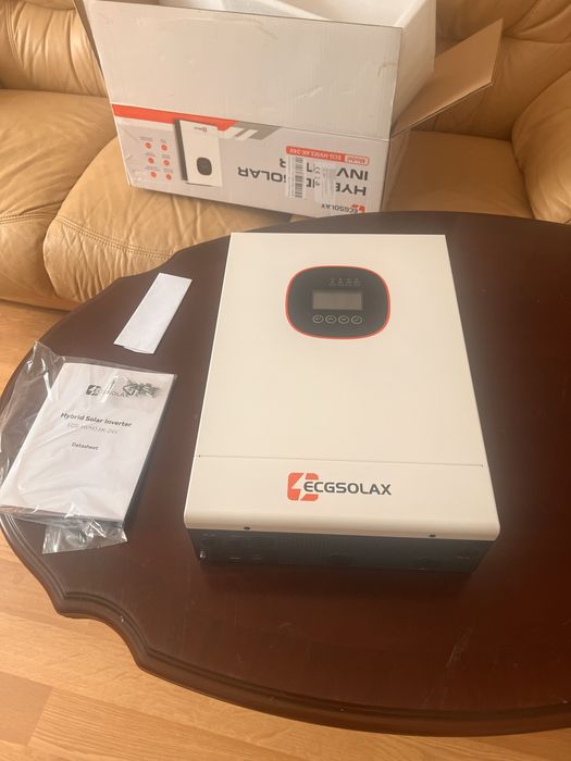Гібридний інвертор ECGSOLAX 3.6 kW 24V