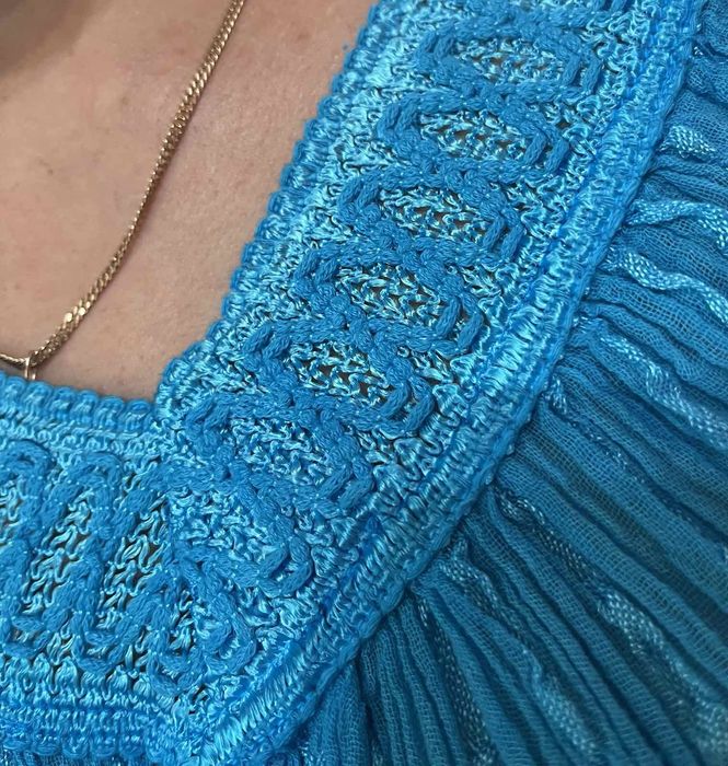 Бесподобна сукня шикарного кольору