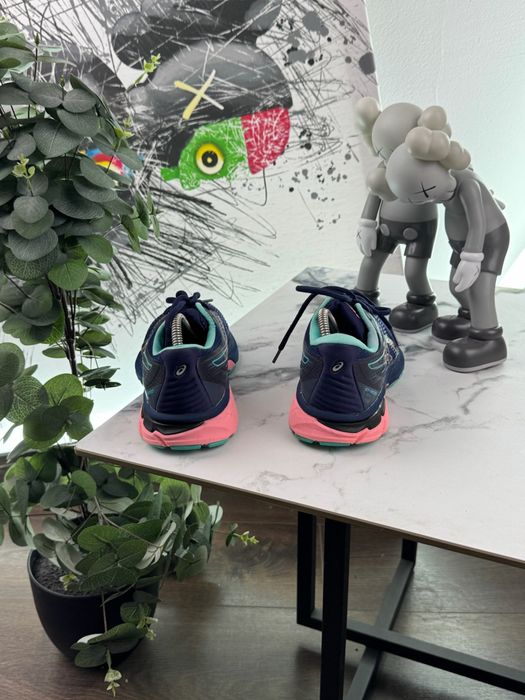 Кросівки Asics GT 2000 39.5 розмір Е10359