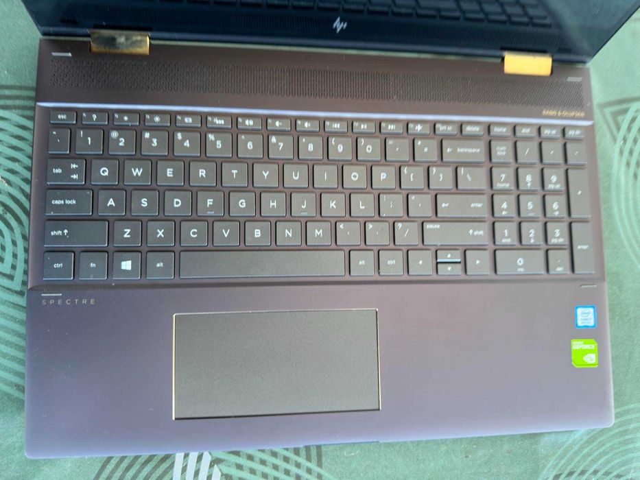 HP Spectre ×360 Convertible 15-inc screen